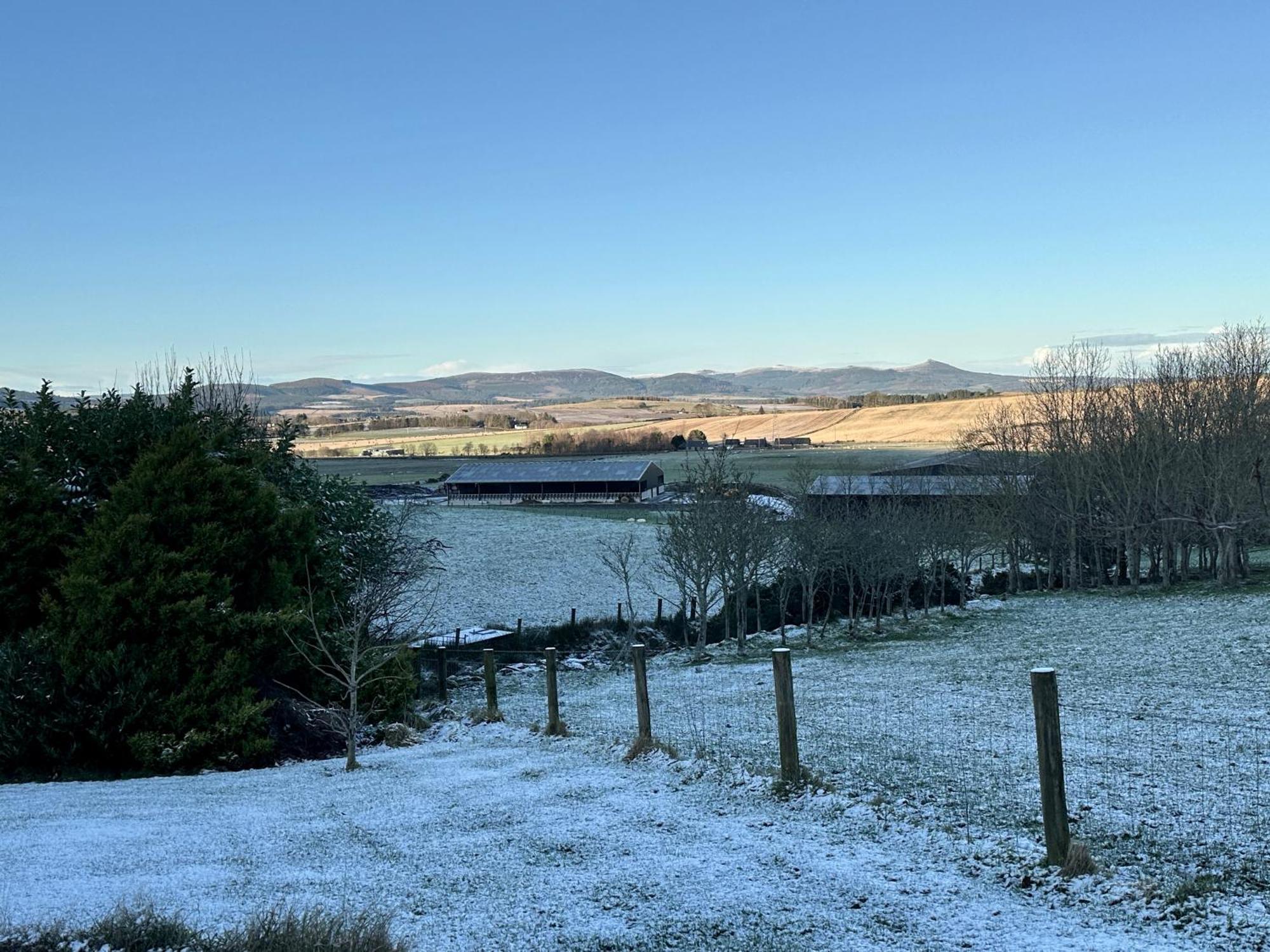 Awakening Alchemy Retreat Centre Bed & Breakfast Inverurie Dış mekan fotoğraf