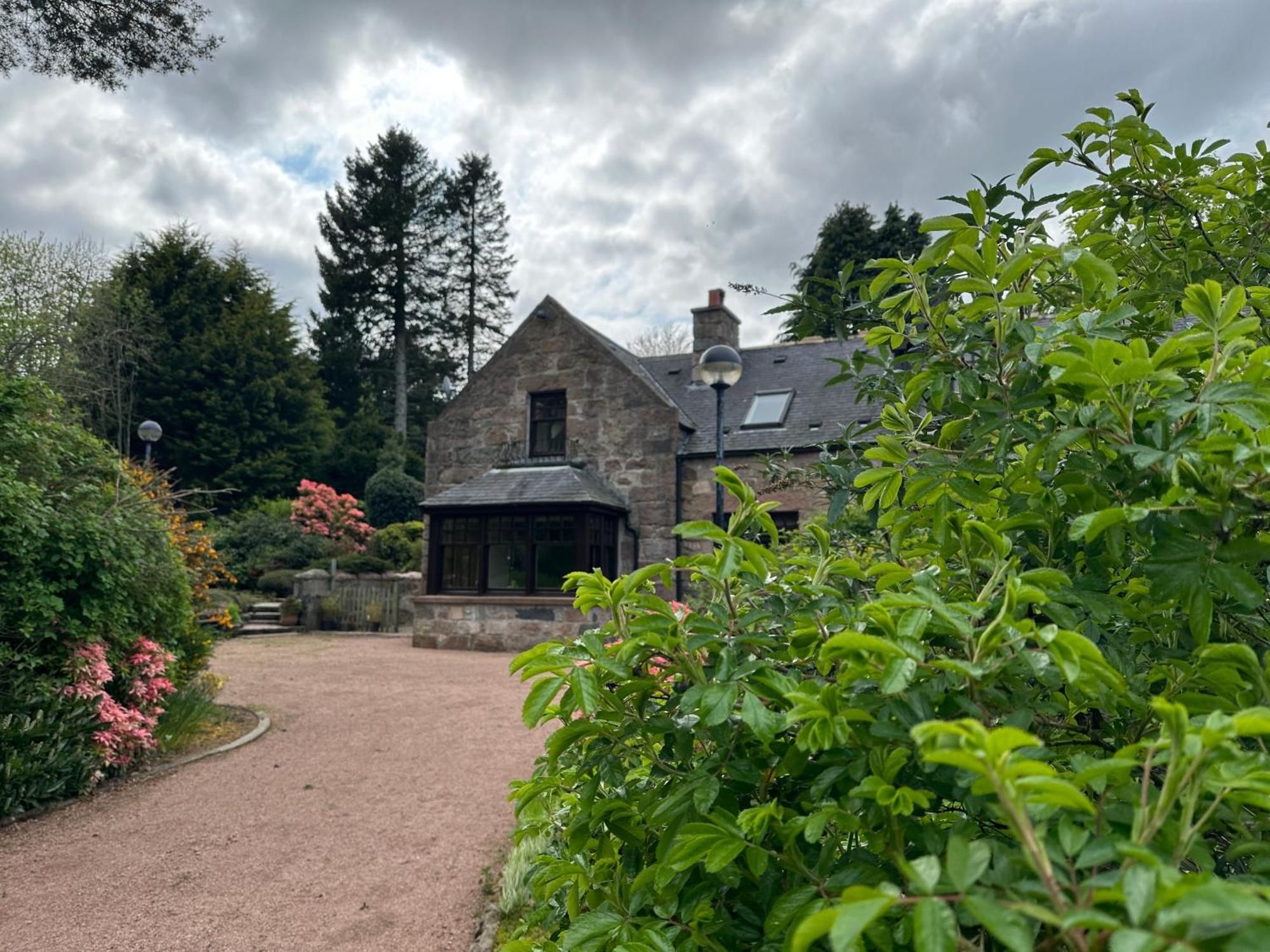 Awakening Alchemy Retreat Centre Bed & Breakfast Inverurie Dış mekan fotoğraf
