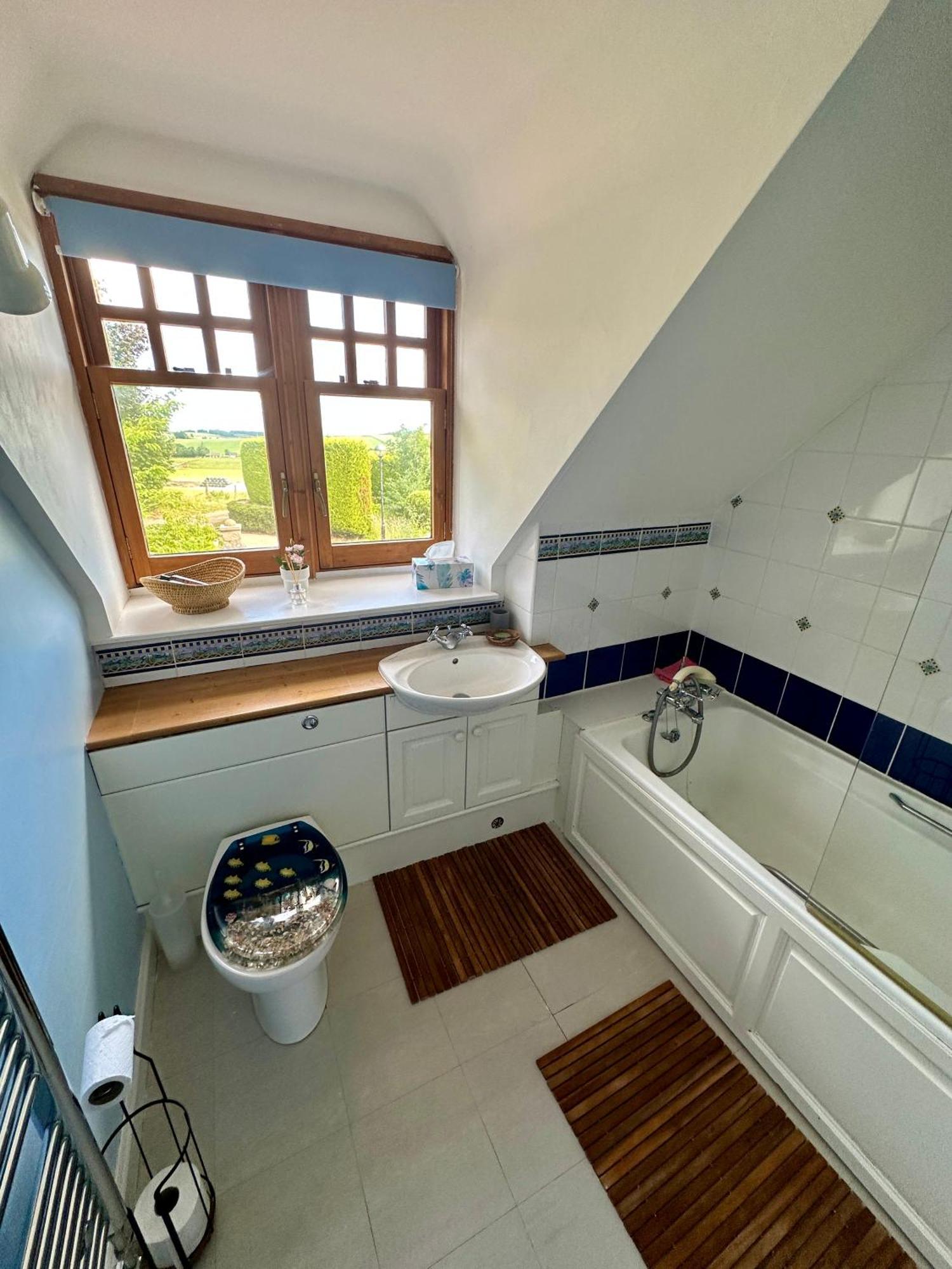 Awakening Alchemy Retreat Centre Bed & Breakfast Inverurie Dış mekan fotoğraf