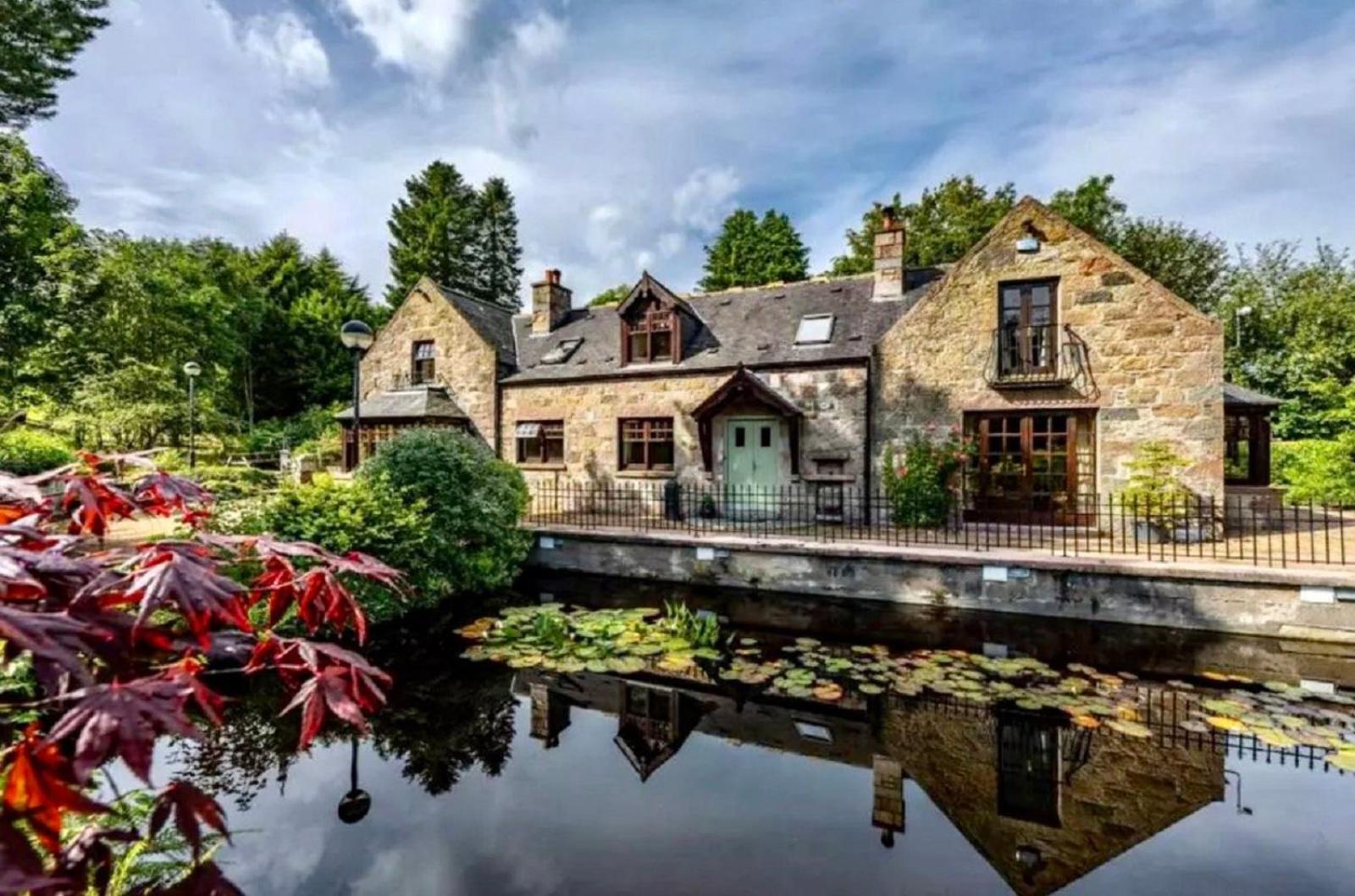 Awakening Alchemy Retreat Centre Bed & Breakfast Inverurie Dış mekan fotoğraf
